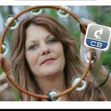 Denise Loveland's Instagram, Twitter & Facebook