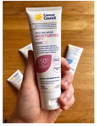 It's the measure of how much uv gets through the screen. Cancer Council Australia Face Day Wear Moisturiser Matt Invisible Spf50 Pa Uva Uvb 75ml Shopee Thailand