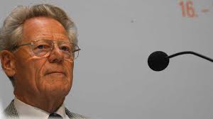 1979 nämlich entzog ihm der rottenburger bischof georg moser in absprache mit rom die katholische. Np4bawkg94p4pm