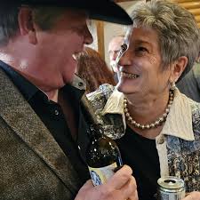 Is the Bull Moose Lodge and Restaurant still open?