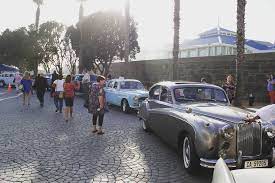 60 Passengers 20 Vintage Cars And A Helluva Lotta Fun On One Of Our Group Transfers To The Winelands Car Vintage Ca In 2020 Vintage Cars Passenger Classic Cars
