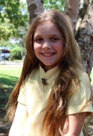 Isabella Edmonds's Instagram, Twitter & Facebook