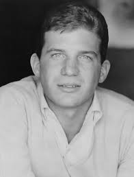 Who is Anna Wilcox-de Azevedo dating? Anna Wilcox-de Azevedo boyfriend,  husband