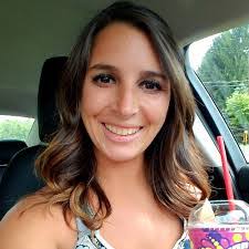 Melissa Nusbaum's Instagram, Twitter & Facebook