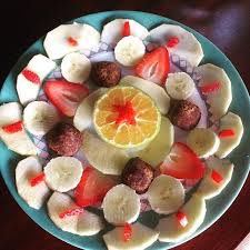 Avoir Du Jus On Instagram Fruit Platter Assiette De Fruits Fruit Fruitplatter Crudivore Frugivore Frutari Raw Breakfast Raw Food Recipes Fruit Platter