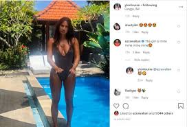 Последние твиты от ezra walian fans (@ezrawalianfans). Sang Pacar Tampilkan Belahan Dada Di Kolam Renang Ezra Walian Meleleh Indosport
