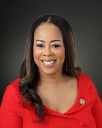 Deputy shooting suspect's wife testifies