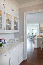 Like The Cabinet Color For The Wood Tones In The Room Weathered Pickled Oak Kitchen Cabinets And Shelves Hamptons Kitchen Classic Kitchen Design Hamptons Style