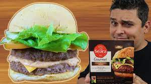 O frango crispy burguer seara gourmet é feito com um hambúrguer 100% peito de frango, é quatro vezes mais alto que os hambúrgueres tradicionais e tem um empanamento delicioso, temperado e. Sandubao Que Eu Fiz Com O Hamburguer Gourmet Da Seara Youtube