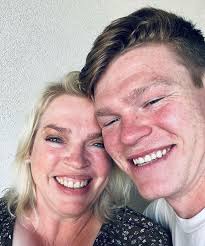 Hunter Kohl with his beautiful family 🥰✨ #highlighteveryone #hunyerkohl  #familylove #FamilyTime