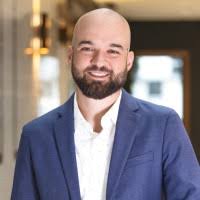 200+ "Luckhardt" profiles