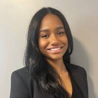 Alexandria Maynard's Instagram, Twitter & Facebook