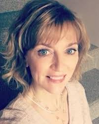 Connie Mohr's Instagram, Twitter & Facebook