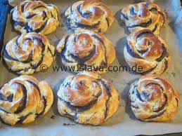Saftige Feine Und Schnelle Mohn Schnecken Hefeteilchen Kochen Backen Leicht Gemacht Mit Schritt Fur Schritt Bildern Von Mit Slava Rezept Hefeteilchen Lebensmittel Essen Backen