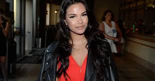 Voor nederlandse en belgische bekendheden. Monica Geuze Postimet Facebook