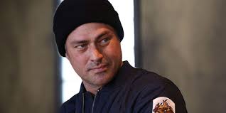 Chicago Fire Showrunner Reveals Why Severide Isn't Getting Promoted