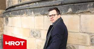 Ondřej janata ⭐ výpis firem z obchodního rejstříku, ičo firmy, adresa sídla firmy, pozice ve firmě, související firmy, vztahy ve firmách. Mlady Investor Ondrej Janata Chysta Vydani Dluhopisu Za 250 Milionu Korun Tydenik Pro Ekonomiku Politiku A Byznys