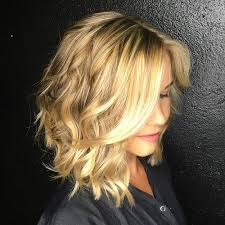 Short equal length wavy haircut. 50 Wavy Bob Hairstyles Short Medium And Long Wavy Bobs For 2020