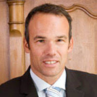 Jessica Hamed's Instagram, Twitter & Facebook