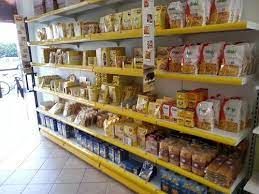 Siamo Specializzati Nell Arredamento Di Qualsiasi Tipo Di Negozio Commerciale Compreso Market Ipermarket Ferramenta Scaffalature Arredamento Espositori