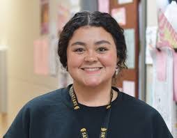 Kelly Ancona's Instagram, Twitter & Facebook