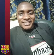 🟠🟠 Buzz #StanleyEnow hails old time rival #Jovi's viral outfit. He wrote:  “The Fresh, Tailor Made Suit. #ParaparipaCoat” #237Showbiz #WeYamo #Cameroon