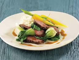 Magrets De Canard A L Orange Et Au Gingembre Sur Puree De Celeri Rave Recipe Food Meat Beef