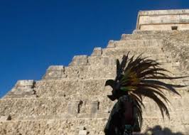 And today, here is the primary graphic: El Descenso De La Serpiente En Chichen Itza Anuncia El Equinoccio De Primavera Verne Mexico El Pais