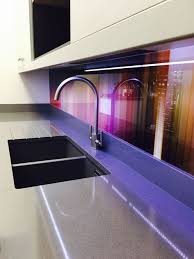 White kitchens white kitchens have always been popular among our builders' customers for creating light and inviting spaces that open up compact areas and make the most of larger ones. 43 Printed Glass Kitchen Splashbacks Ideas In 2021 Printed Glass Splashbacks Glass Kitchen Kitchen Splashbacks