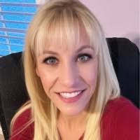 Bethany Rein's Instagram, Twitter & Facebook