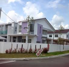 The safety guard is very pollite. Setia Eco Garden Corner Terrace Extension Interior Design Renovation Contractors Renoeasi