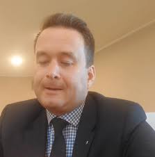 Projet de transport en commun en site propre : l'histoire à Toulon du  sabordage de la flotte... de tramway, au profit d'un "gros bus"  sous-dimensionné... et que l'on attend toujours !, 🎦 Mon ...