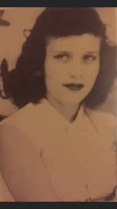 Marie Doss's Instagram, Twitter & Facebook