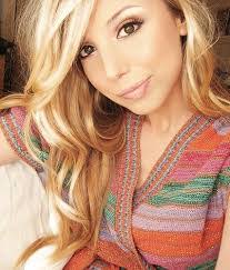 Frieda Rose's Instagram, Twitter & Facebook