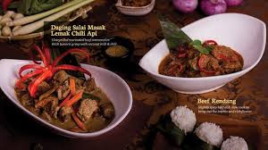 3.dan daging salai masak lemak sedia untuk dihidang. Daging Salai Masak Lemak Chili Api Beef Rendang Picture Of The Rabbit Hole Kuala Lumpur Tripadvisor