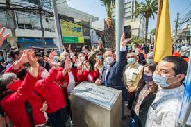 En una breve, pero significativa ceremonia el alcalde de san pedro, emilio cerda sagurie realizó la entrega de más de 45 millones. Programa Entre Portales 16 11 2020 Especial Homenaje Ex Alcalde De Melipilla Fernando Perez Villagran Portal De Melipilla