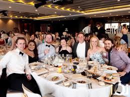 37 unforgettable wedding party photo ideas. Oi Barnes Events Photography A L B A R K E O
