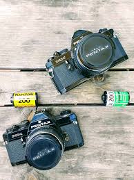 When i read the description i realized that the picture was captured with actual kodak gold 200 film! Film Review Kodak Gold 200 Vs Fujicolor C200 Comparison By Dan Marinelli Emulsive