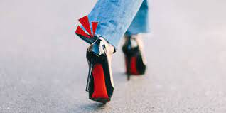 Novità scarpe con tacchi alti. Perche Le Scarpe Di Louboutin Hanno La Suola Rossa