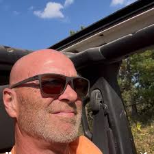 In Loving Memory of Lamar Lewis** It is with heavy hearts that we share the  news of the passing of our dear classmate, Lamar Lewis. Another light from  the Class of 1985