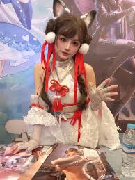 芊川一笑- 伊图恋