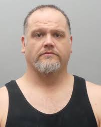 Ella Torrence's Instagram, Twitter & Facebook