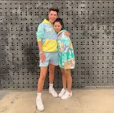 Bella With James Garotas Fofas Garotas Fotos