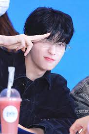 18/10/2025[] Txt soobin at event fansign