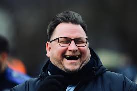 👋 Mike Kupfer tritt aus beruflichen Gründen zurück. Einige haben es schon  aus der Presse oder am letzten Spieltag mitbekommen. Letzte Woche  verabschiedete Mike Kupfer sich von der Mannschaft. Wir bedanken und