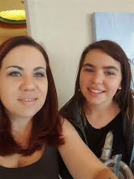 Mom and child look-alike winners