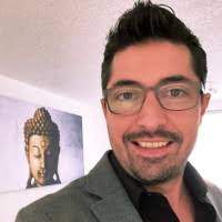 50+ perfiles de «Ricardo Ugalde»