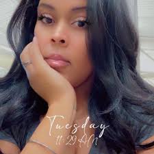 What are some recommendations for Lisa Jewell's books?