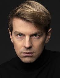 ADAM DREW 🇬🇧 🇭🇺