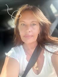 Newly empty nester seeking fun friends